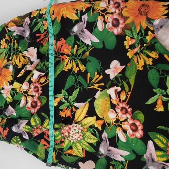 Nika Blossom Tropical Floral Bodycon Dress Size 6 - Picture 12 of 16